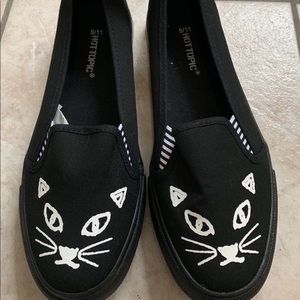 New Black Cat Slip on Shoes size 9